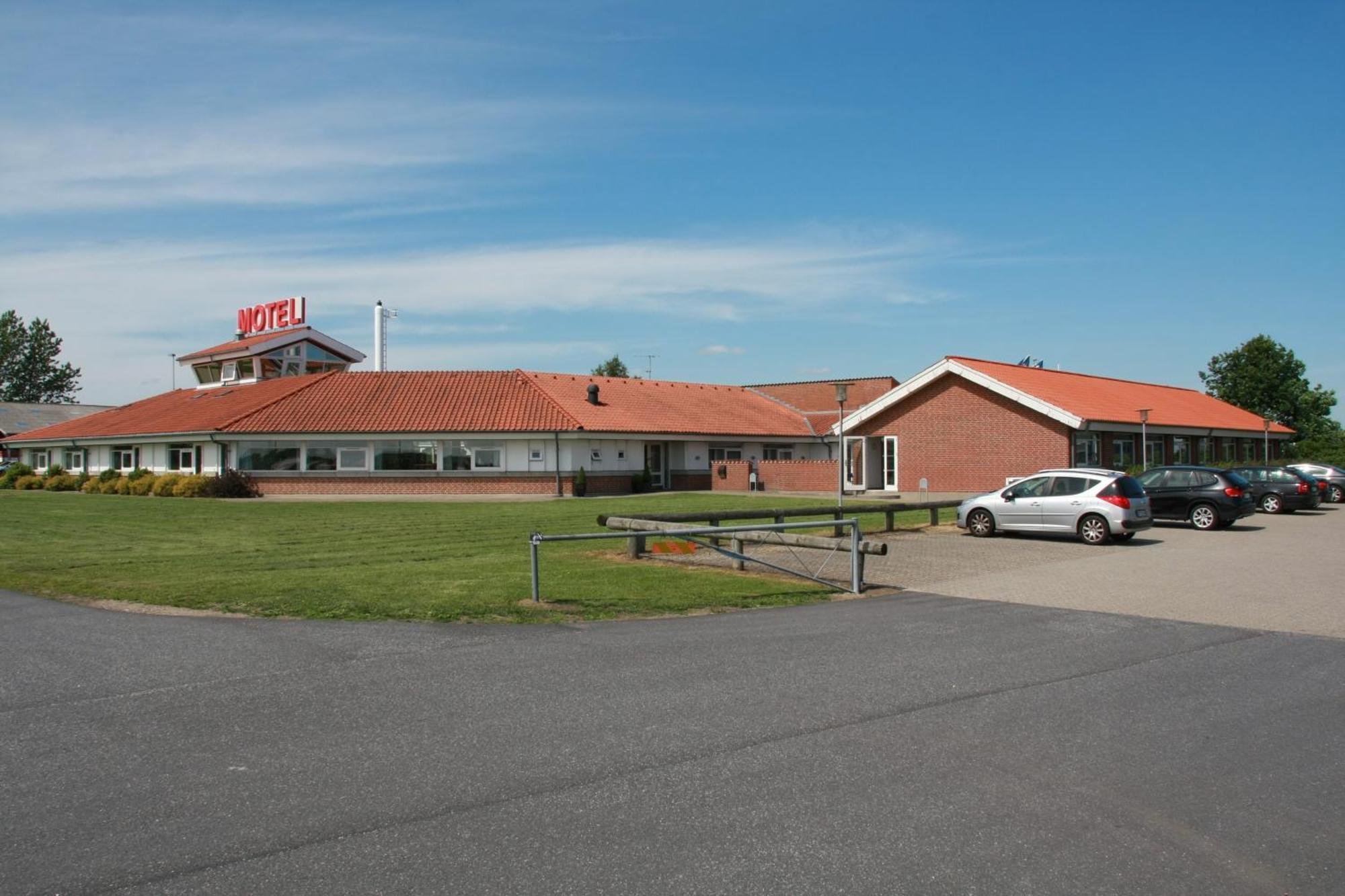 Motel Spar 10 ไวบอร์ก ภายนอก รูปภาพ
